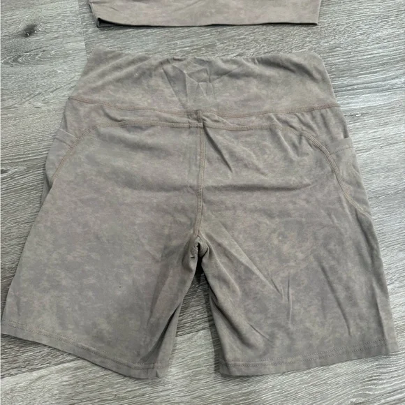 Workout Set - Picture 3 of 5